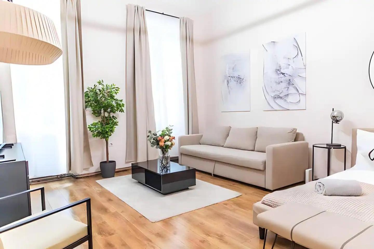 Apartament At Belvedere, Location Close To U1 *